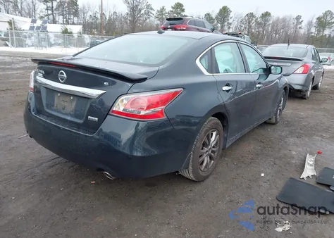 2015 Nissan Altima 2.5 S z USA, uszkodzony, nr VIN 1N4AL3AP1FC464257